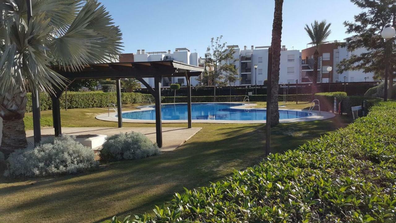Jardines De Nuevo Vera - Magnifico Apartamento A Pie De Playa Exterior photo